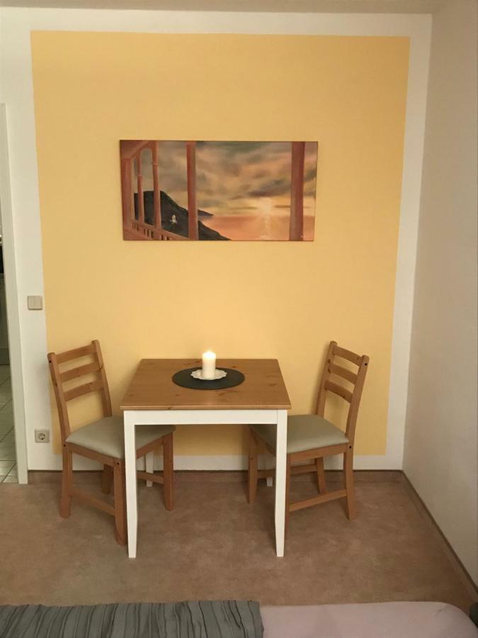 דרזדן Kleine Wohnung Im Gruenen מראה חיצוני תמונה